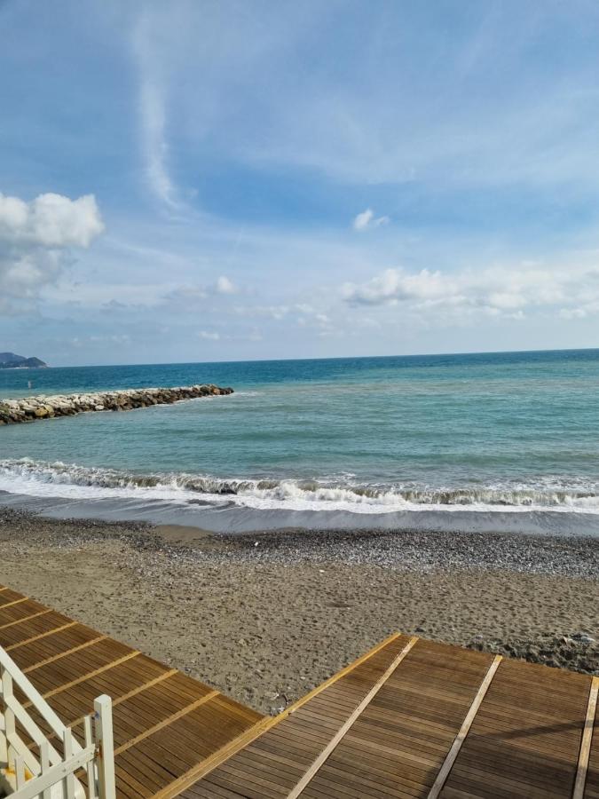לאווניה Albergo Stella Di Mare מראה חיצוני תמונה