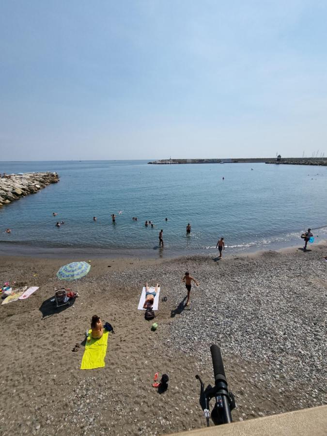 לאווניה Albergo Stella Di Mare מראה חיצוני תמונה