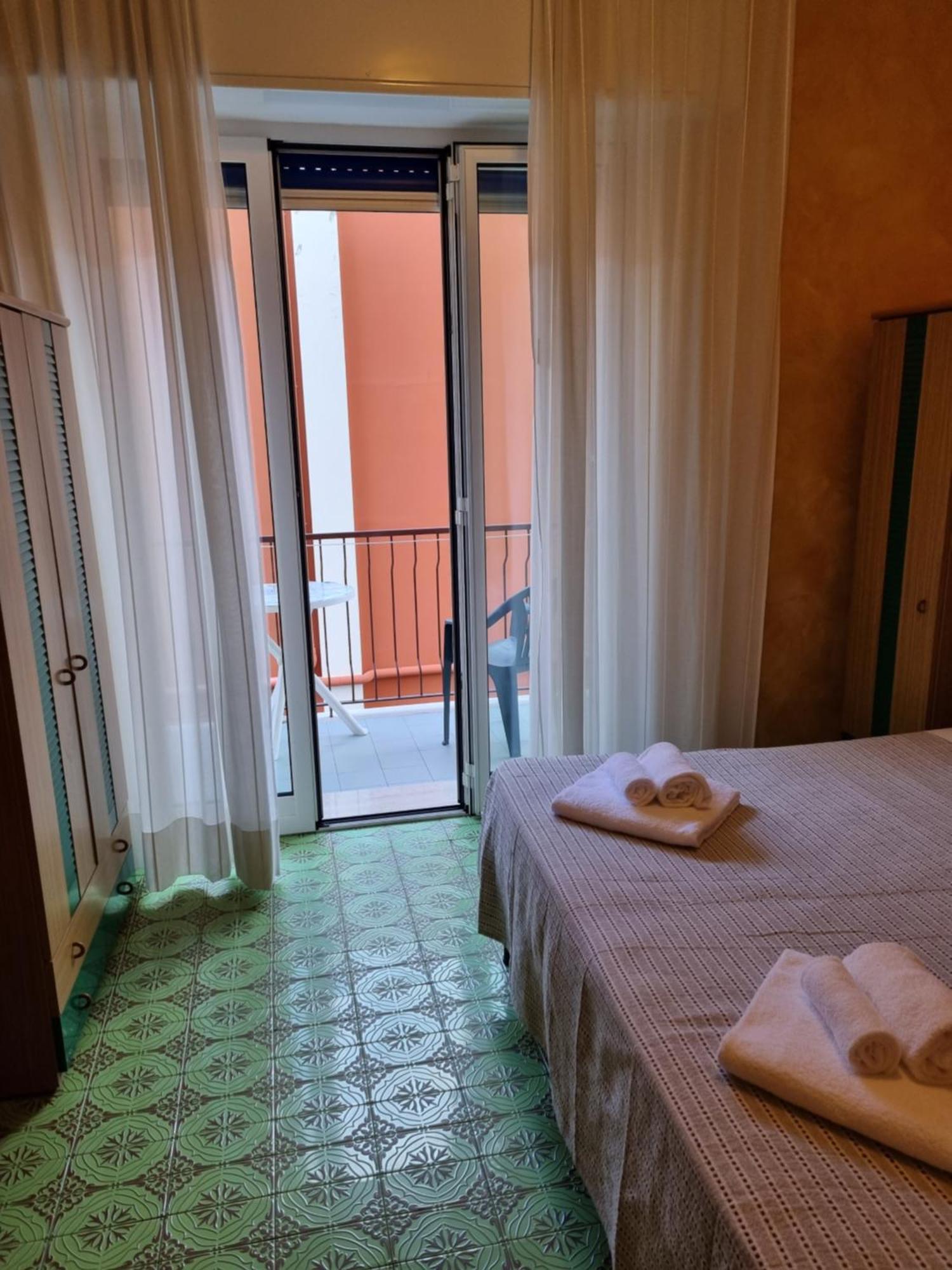 לאווניה Albergo Stella Di Mare מראה חיצוני תמונה